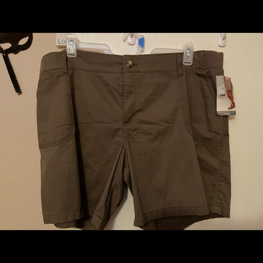 NWT Lee Riders Brown Shorts - Picture 5 of 7